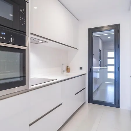 דירה Amazing In With 2 Bedrooms, Wifi And Swimming Pool *