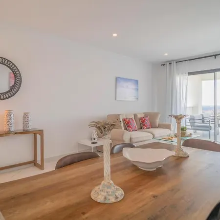 Amazing In With 2 Bedrooms, Wifi And Swimming Pool אסטפונה