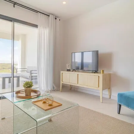 Amazing In With 2 Bedrooms, Wifi And Swimming Pool Daire Estepona